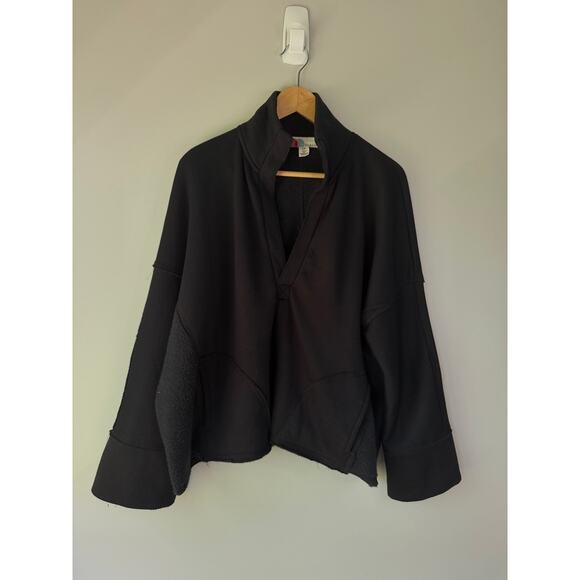 FP BEACH Tops - FP Beach Size S Fuzzy Cozy Pullover Oversize Boxy Sweatshirt Black